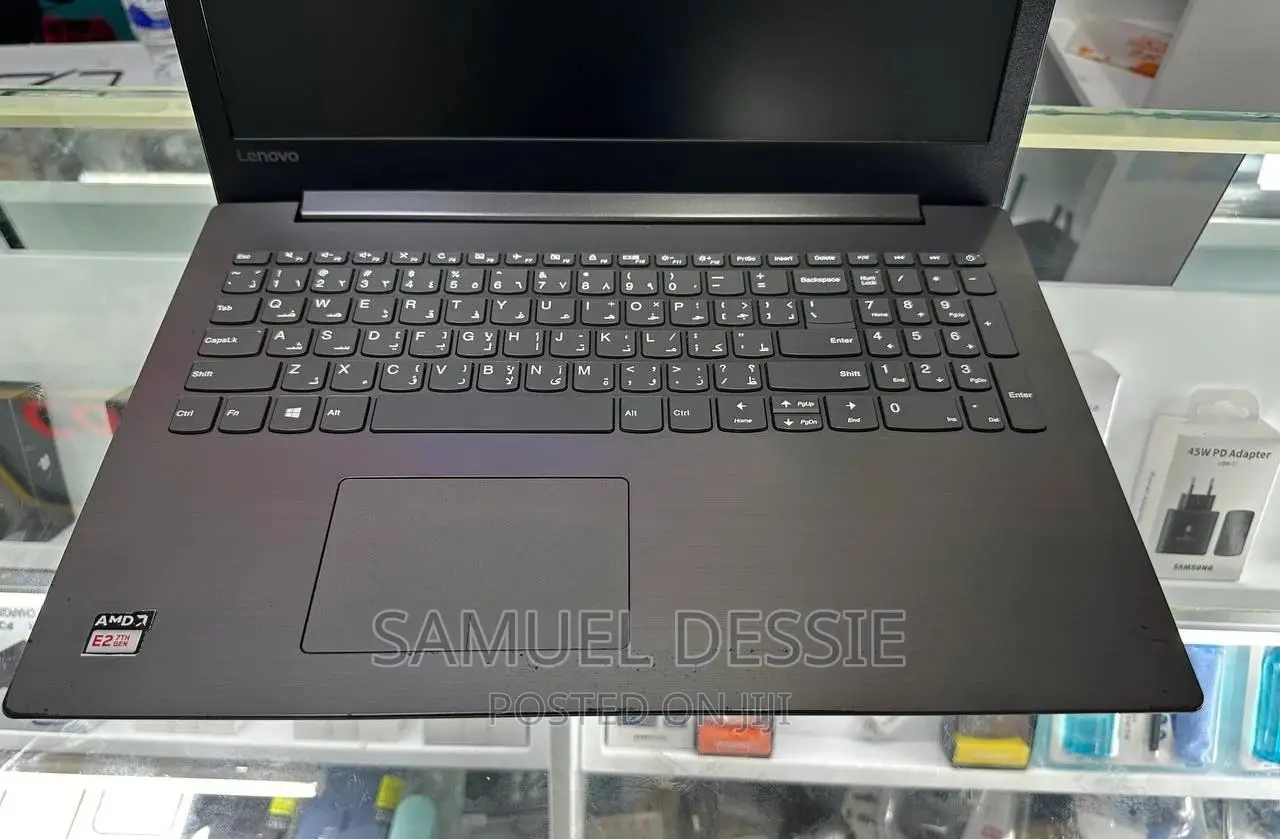 Laptop Lenovo 4GB AMD HDD 500GB