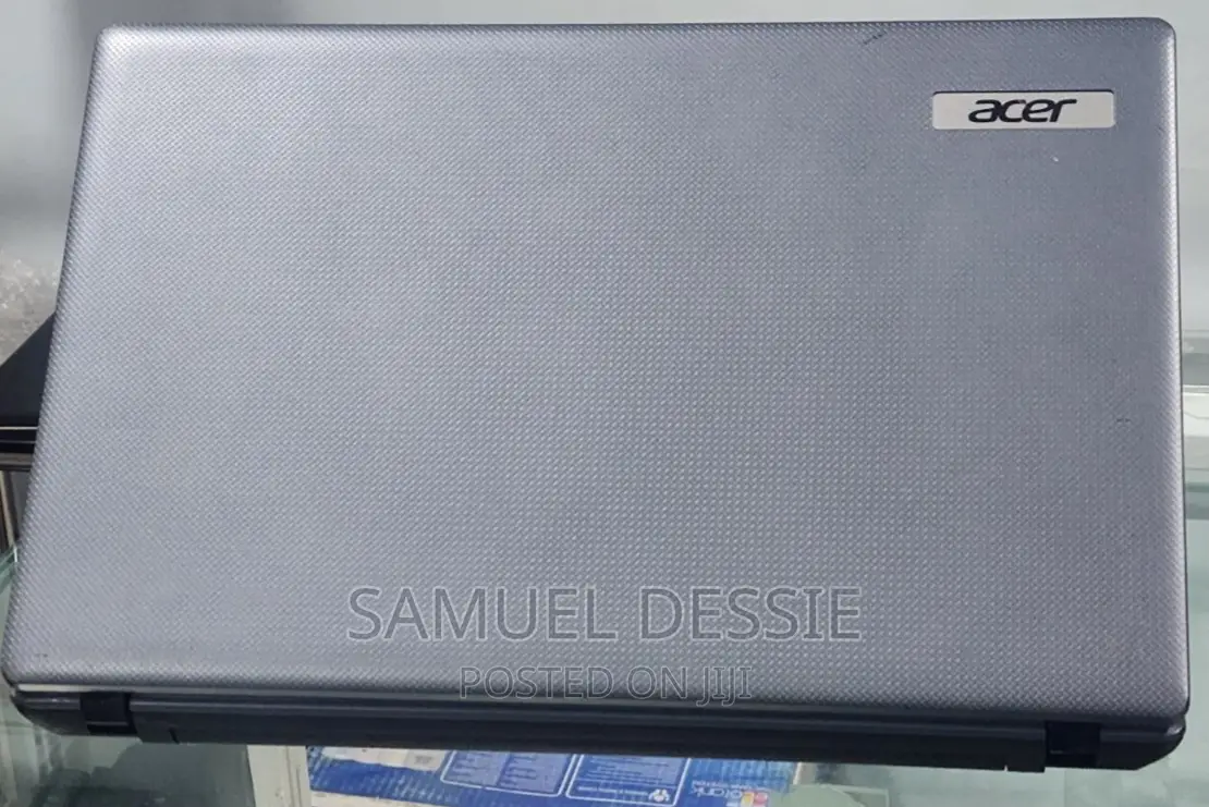 Laptop Acer 4GB Intel Core 2 Quad HDD 500GB