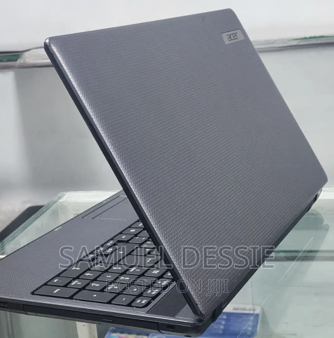 Laptop Acer 4GB Intel Core 2 Quad HDD 500GB