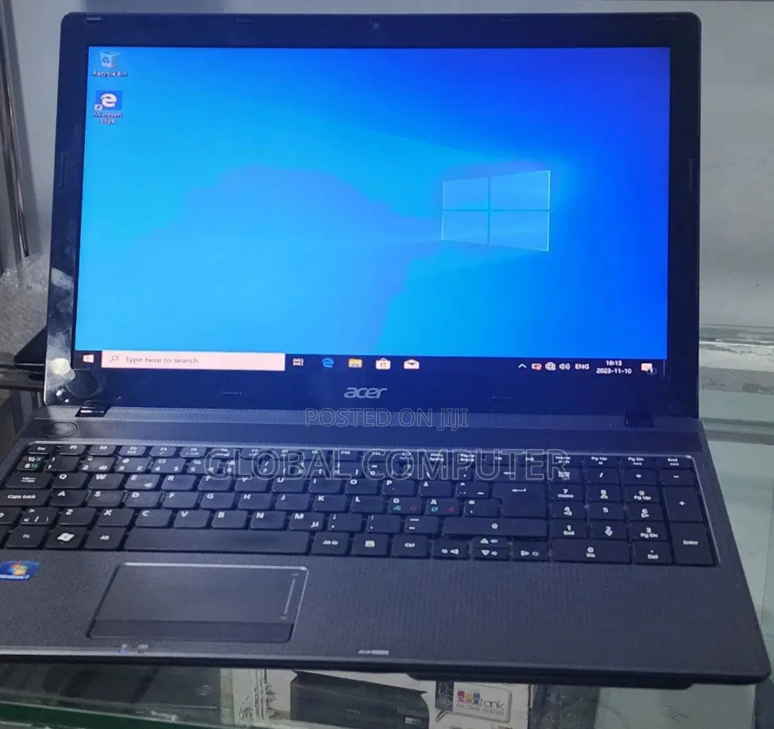 New Laptop Acer Apsire M3 581TG 4GB Intel Core 2 Quad HDD 500GB