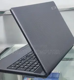 New Laptop Acer Apsire M3 581TG 4GB Intel Core 2 Quad HDD 500GB