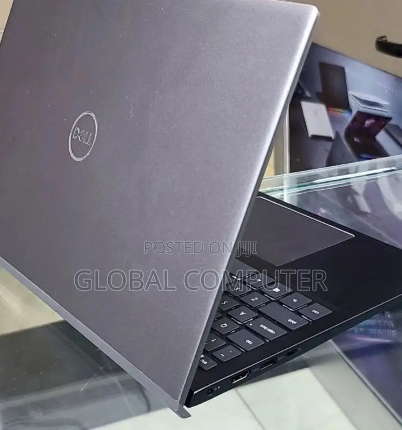 New Laptop Dell Vostro 3560 16GB Intel Core I7 SSD 512GB