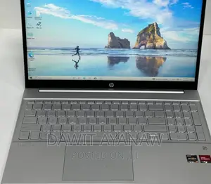 New Laptop HP 8GB AMD Ryzen 5 SSD 512GB