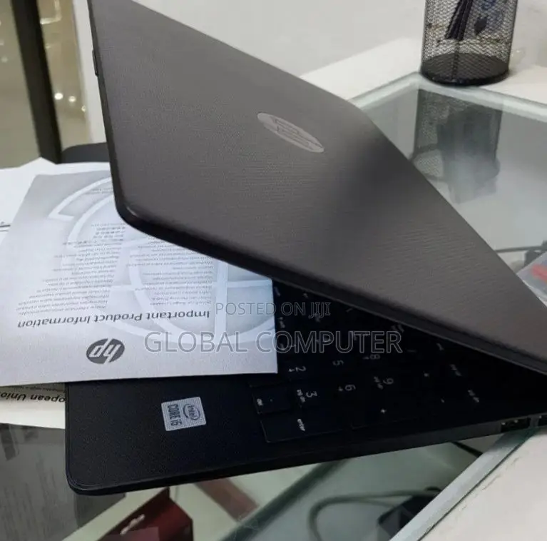 New Laptop HP Stream Notebook 8GB Intel Core I5 HDD 1T