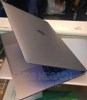 New Laptop Apple MacBook Air 2022 M2 8GB Apple M2 SSD 256GB