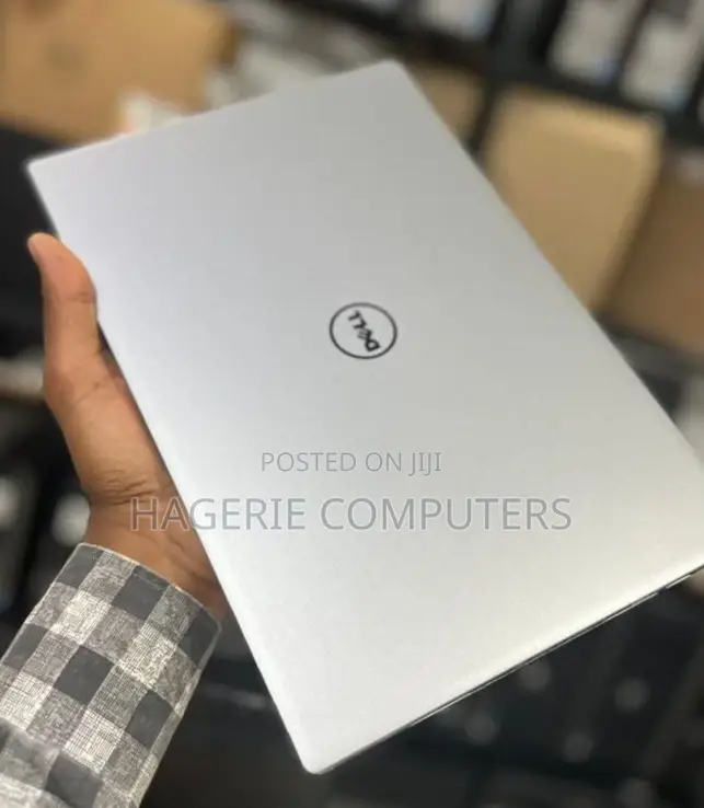 New Laptop Dell XPS 15 (9530) 16GB Intel Core I7 SSD 512GB