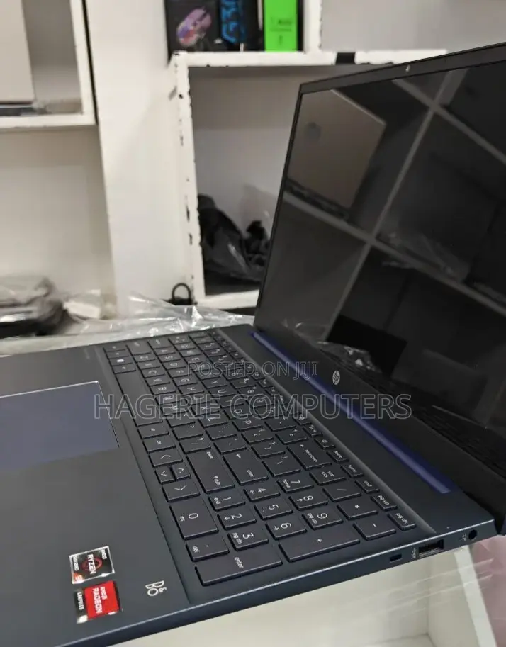 New Laptop HP Pavilion 15 8GB AMD Ryzen 5 SSD 512GB