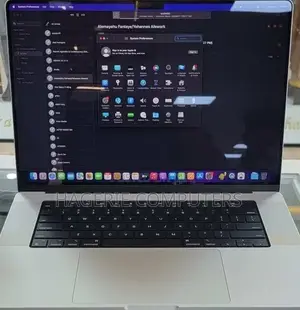 Photo - New Laptop Apple MacBook Pro 16GB Apple M1 SSD 512GB