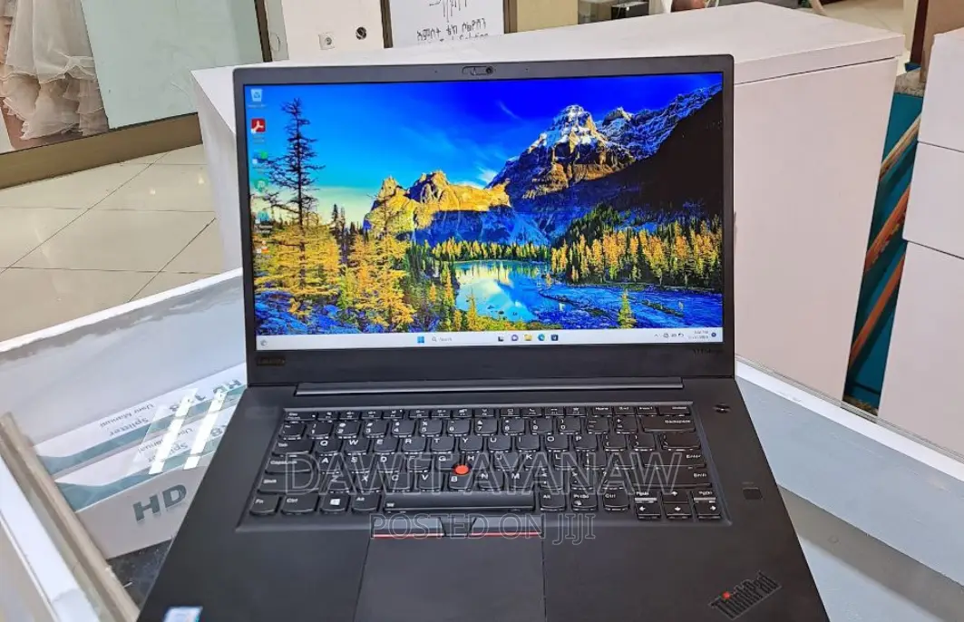 New Laptop Lenovo ThinkPad X1 Carbon 16GB Intel Core I7 SSD 512GB