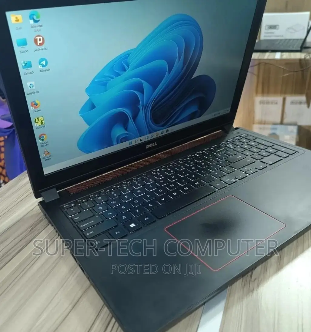 New Laptop Dell Inspiron 15 16GB Intel Core I5 SSD 512GB