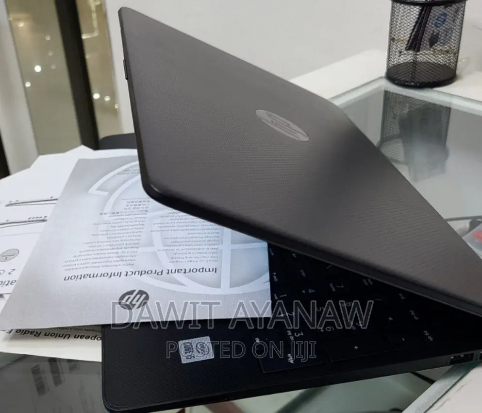 New Laptop HP Stream Notebook 8GB Intel Core I5 HDD 1T