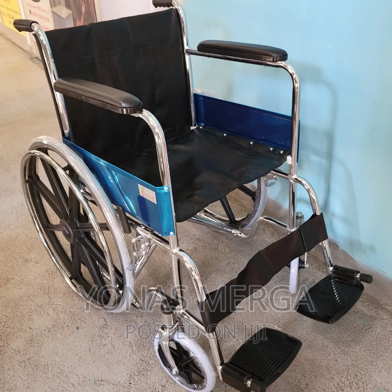 Wheelchair/Medical Wheelchair!! STANDARD WHEELCHAIR !!