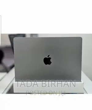 New Laptop Apple MacBook Pro M1 4GB Intel Core I5 SSD 256GB