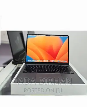 New Laptop Apple MacBook Pro M1 4GB Intel Core I5 SSD 256GB