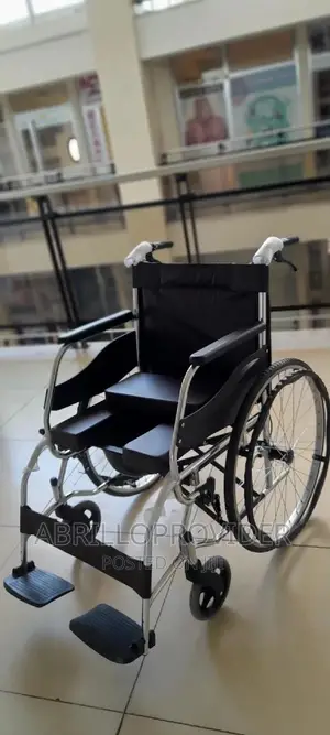 Medical 150kg Capacity Wheelchair With Commode Wheelchair
