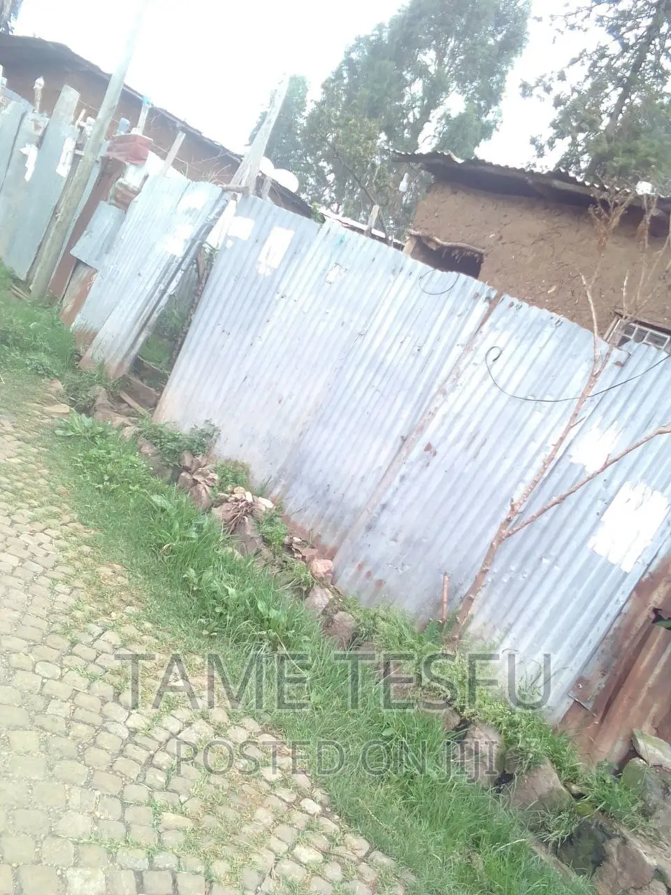 Furnished 2bdrm House in Yeka Kollejjii for sale