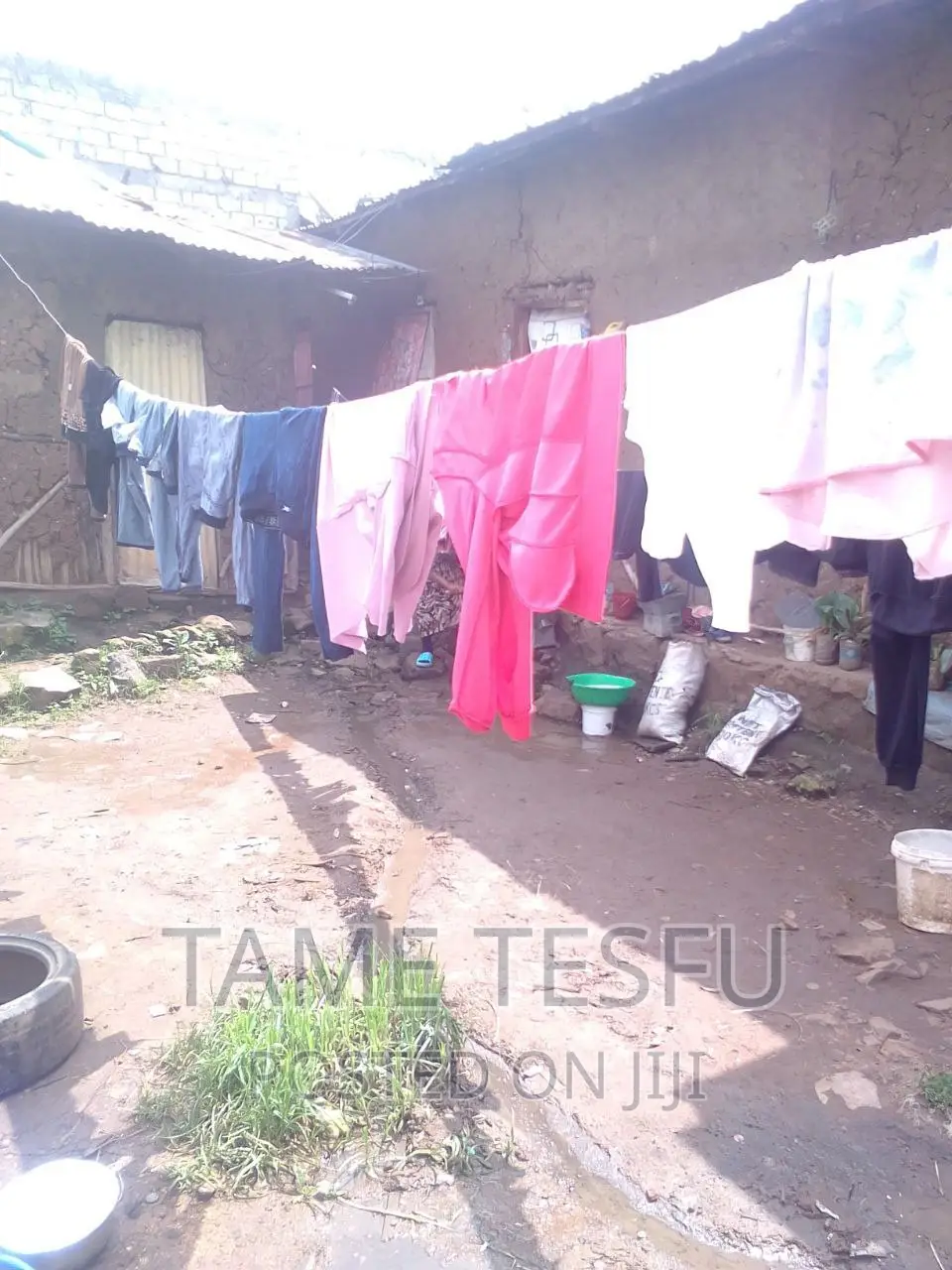 Furnished 2bdrm House in Yeka Kollejjii for sale