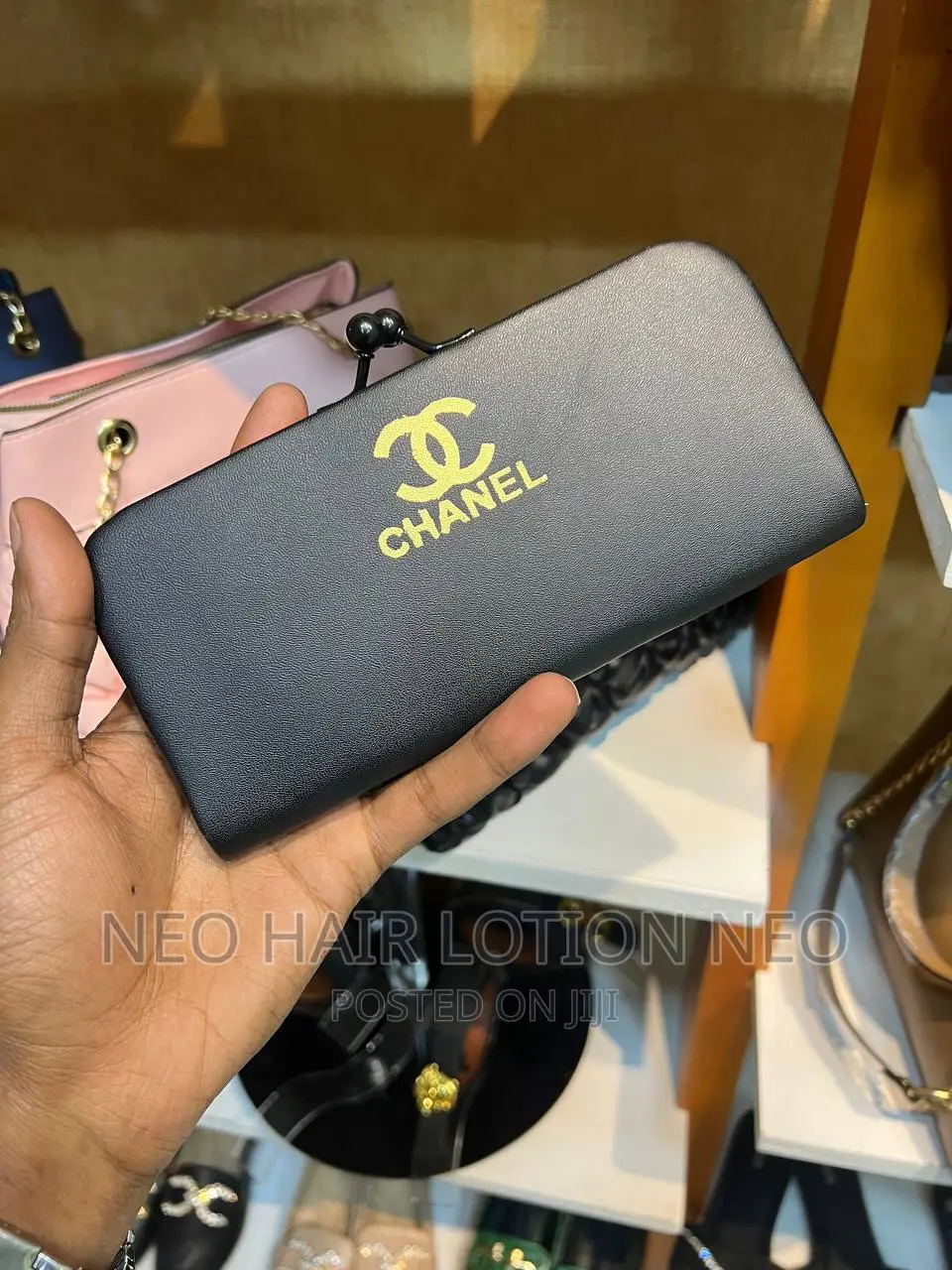 Chanel 7 in 1
 Trending Now 