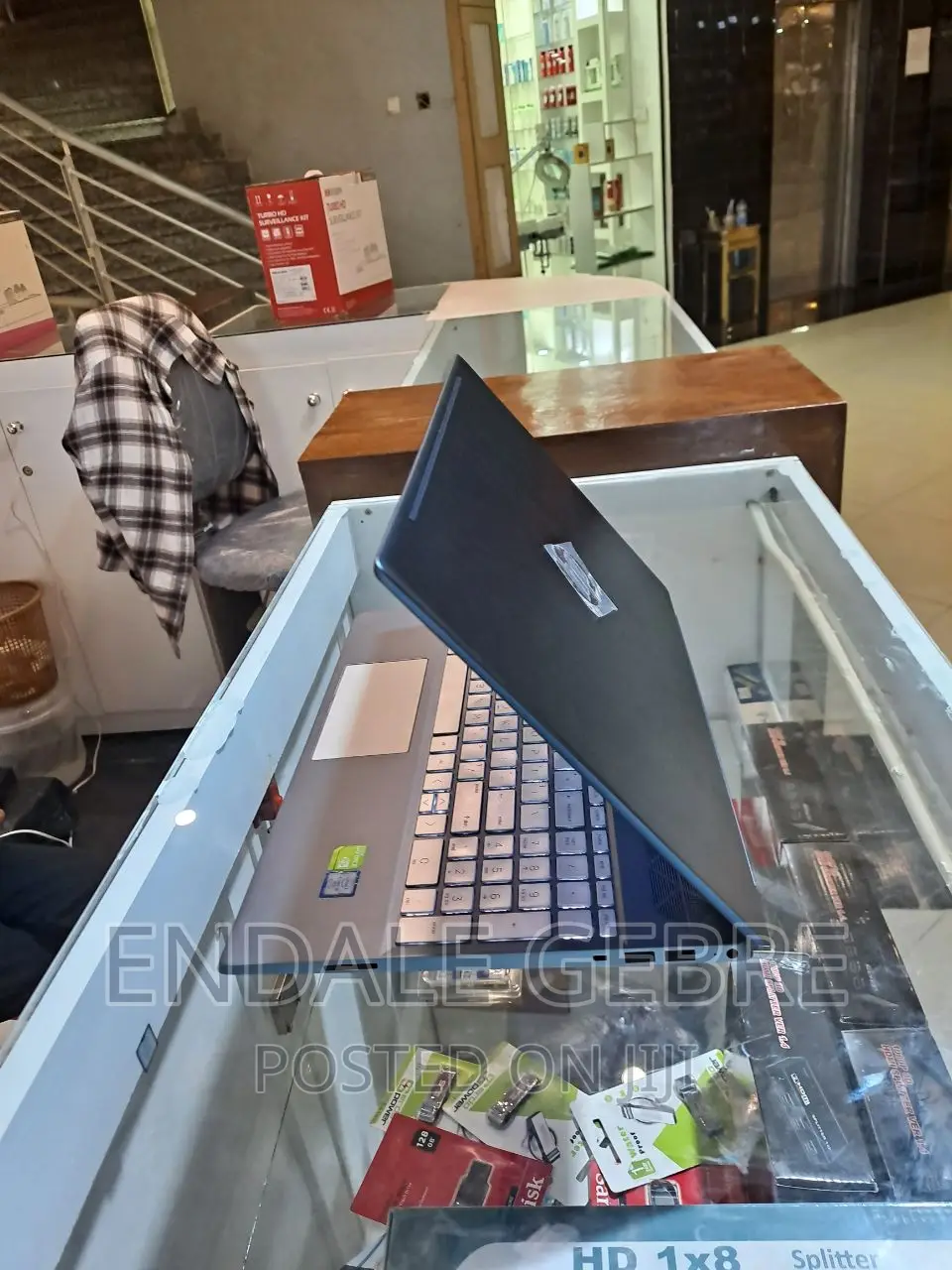 New Laptop HP Pavilion 15 8GB Intel Core I5 HDD+SSD 500GB