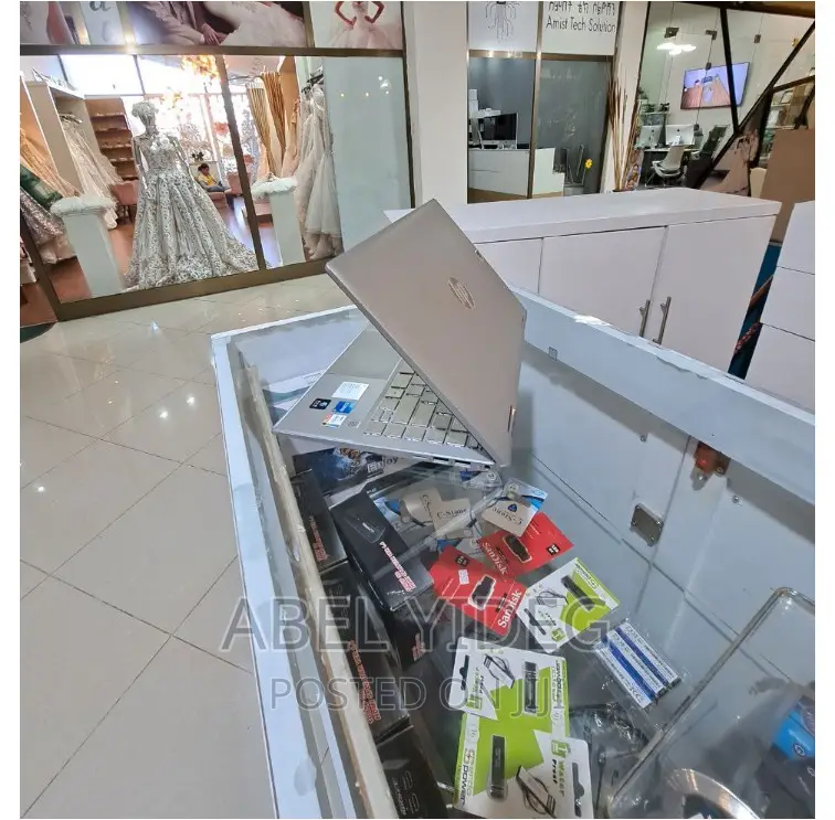 New Laptop HP Pavilion 14 16GB Intel Core I5 SSD 512GB