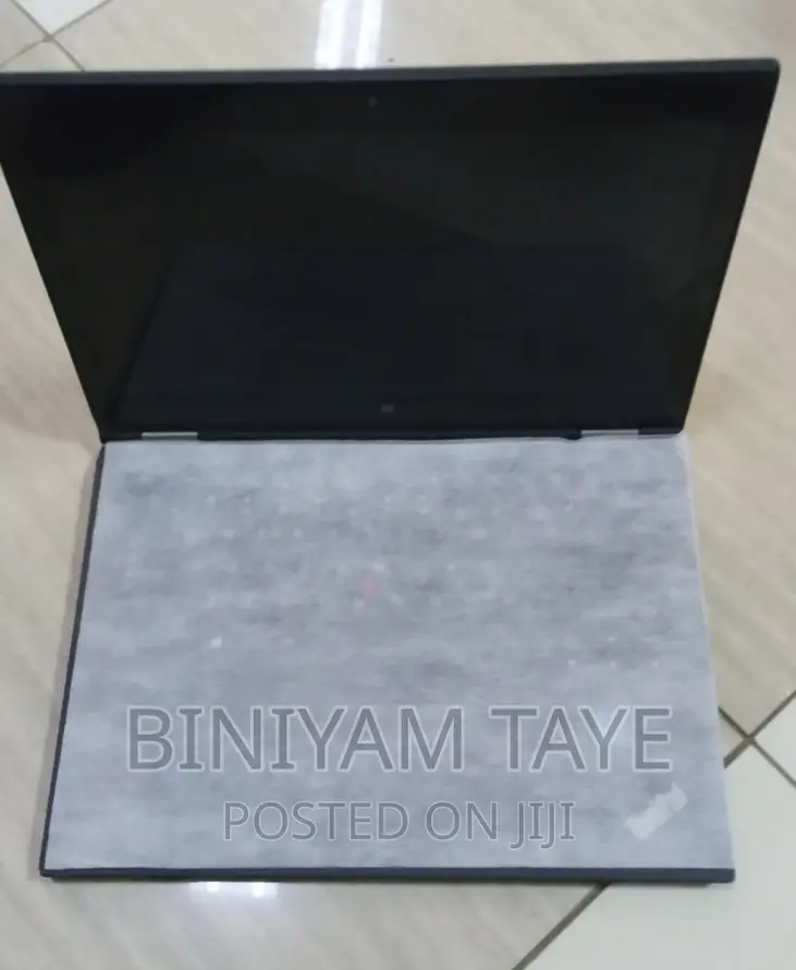 New Laptop Lenovo Yoga 260 8GB Intel Core I5 SSD 256GB