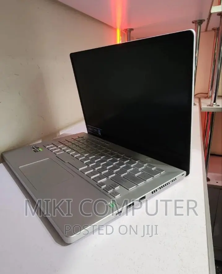 New Laptop Asus ROG Strix G15 G512 16GB AMD Ryzen 9 SSD 1T