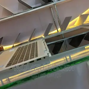 New Laptop HP EliteBook X360 1040 G5 16GB Intel Core I5 SSD 512GB