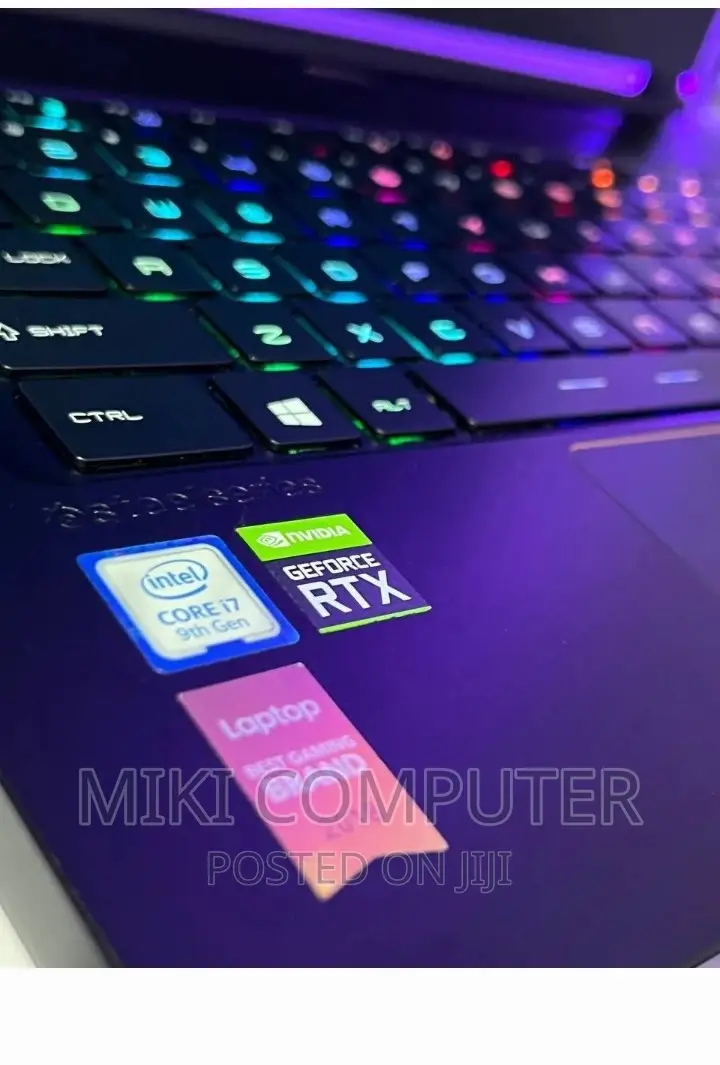 New Laptop MSI GS65 Stealth Thin 8RE 16GB Intel Core I7 SSD 512GB