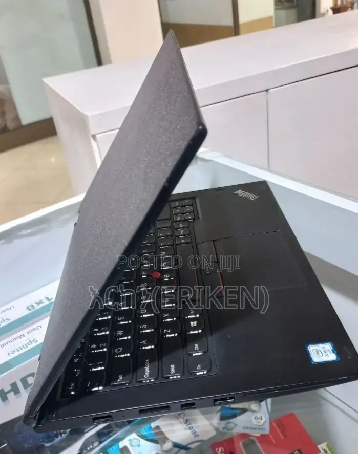 New Laptop Lenovo ThinkPad Yoga 8GB Intel Core I5 SSD 512GB