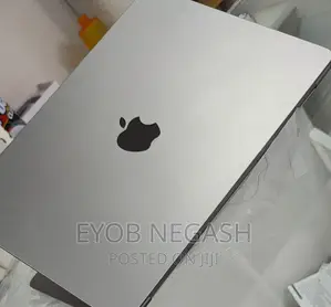 New Laptop Apple MacBook Air 2022 M2 8GB Apple M2 SSD 256GB