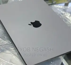 New Laptop Apple MacBook Air 2022 M2 8GB Apple M2 SSD 256GB