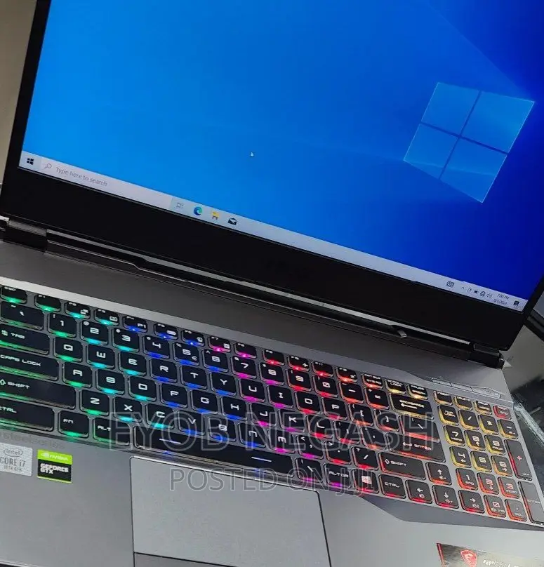 New Laptop MSI GP75 Leopard 16GB Intel Core I7 SSD 512GB