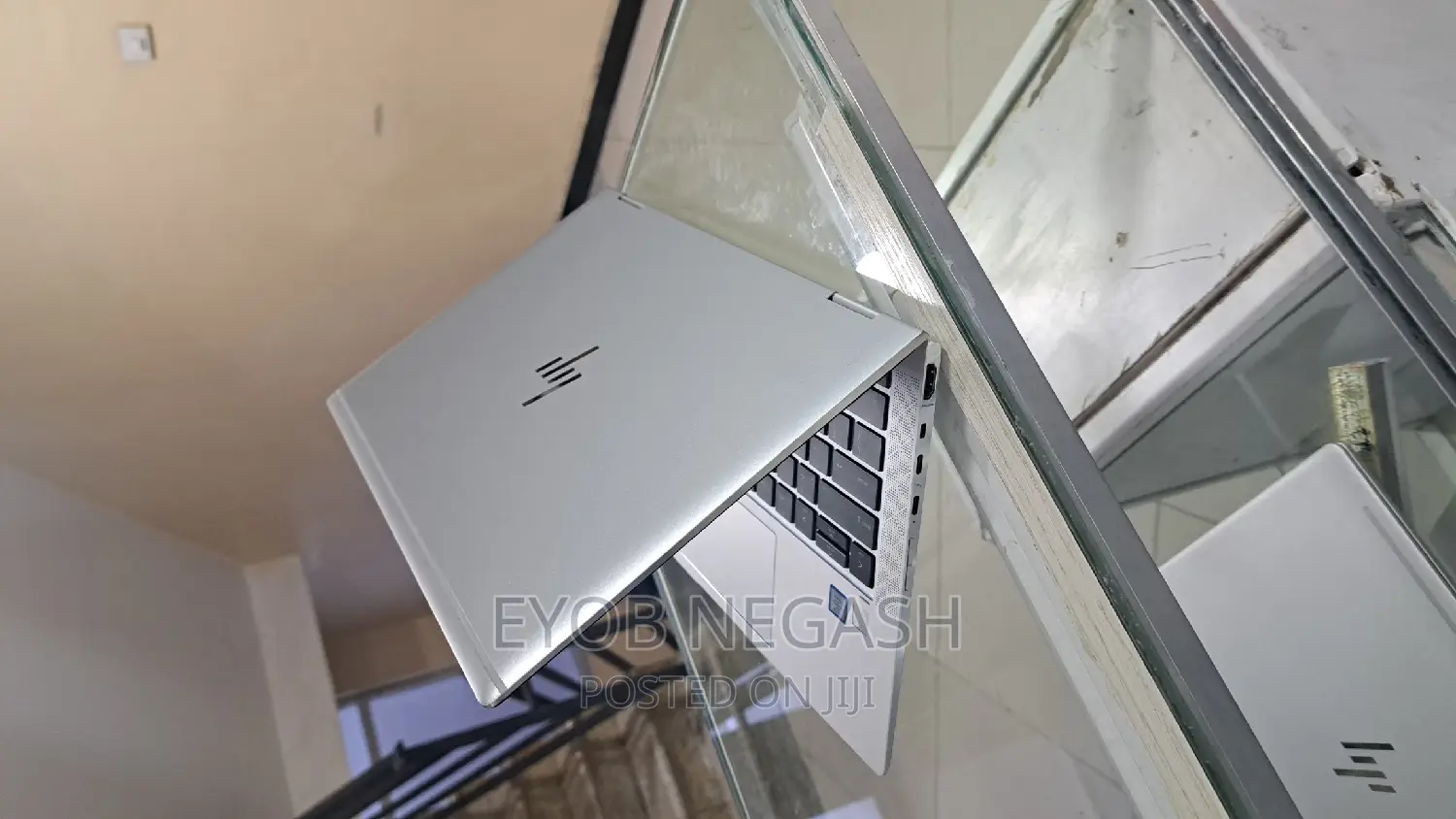 New Laptop HP Envy X360 8GB Intel Core I5 SSD 512GB