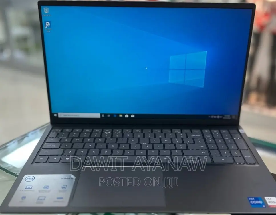 New Laptop Dell Inspiron 15 8GB Intel Core I5 SSD 512GB