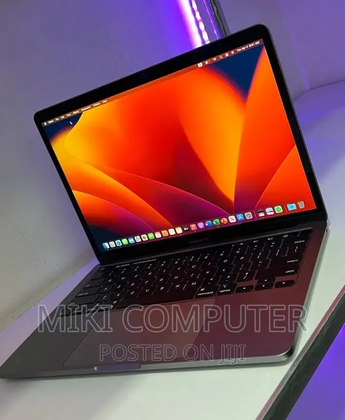 New Laptop Apple MacBook Pro 2019 8GB Intel Core I5 SSD 128GB