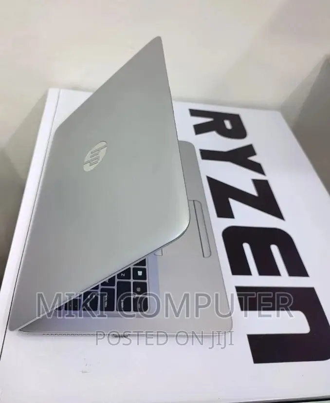 New Laptop HP EliteBook 840 8GB Intel Core I7 HDD 1T