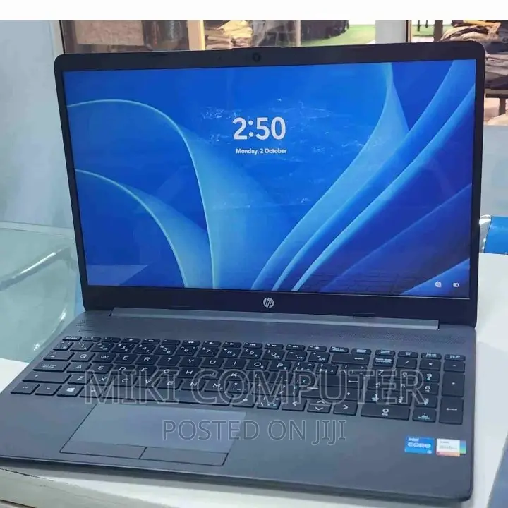New Laptop HP Stream Notebook 8GB Intel Core I5 SSD 256GB