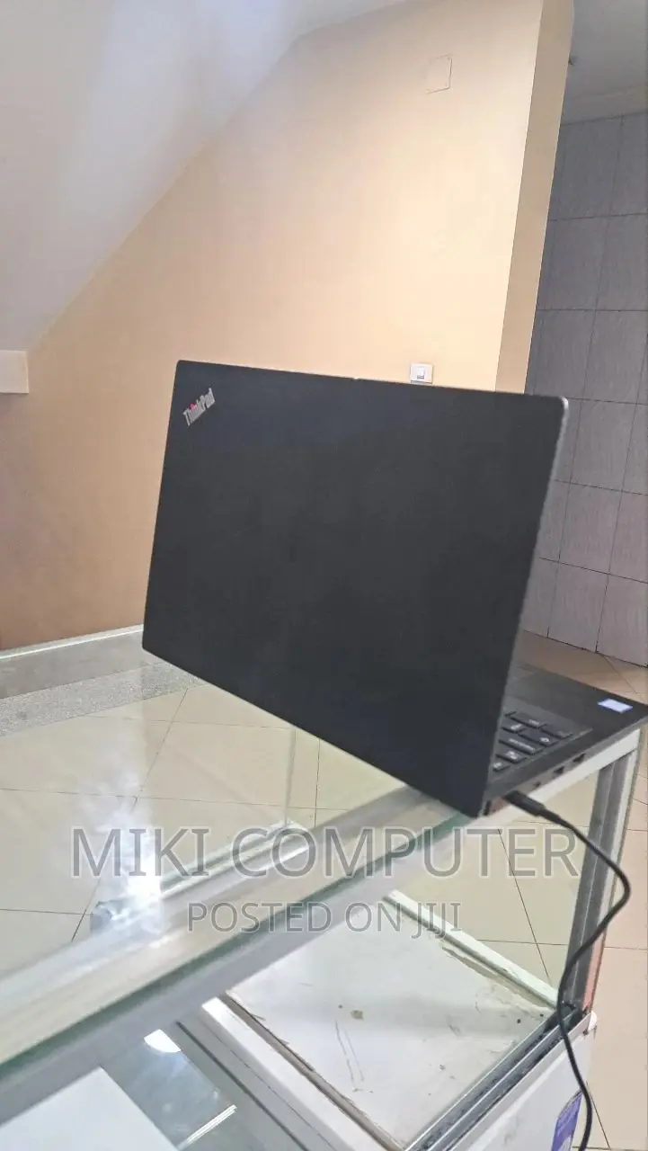 New Laptop Lenovo ThinkPad 2 8GB Intel Core I3 SSD 256GB