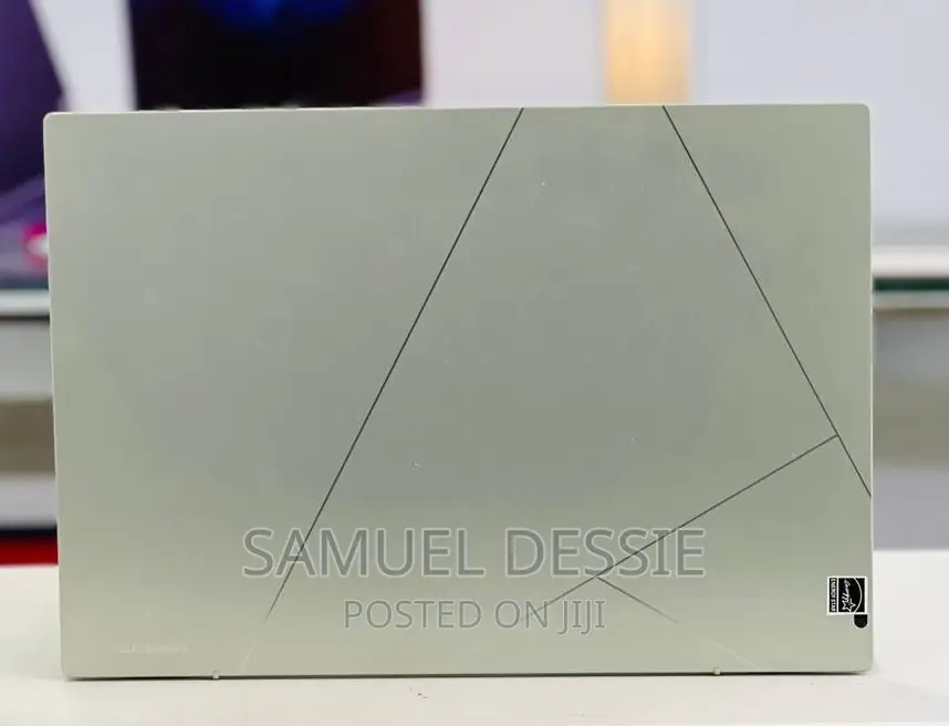 New Laptop Asus ZenBook UX32VD 16GB Intel Core I7 SSD 512GB