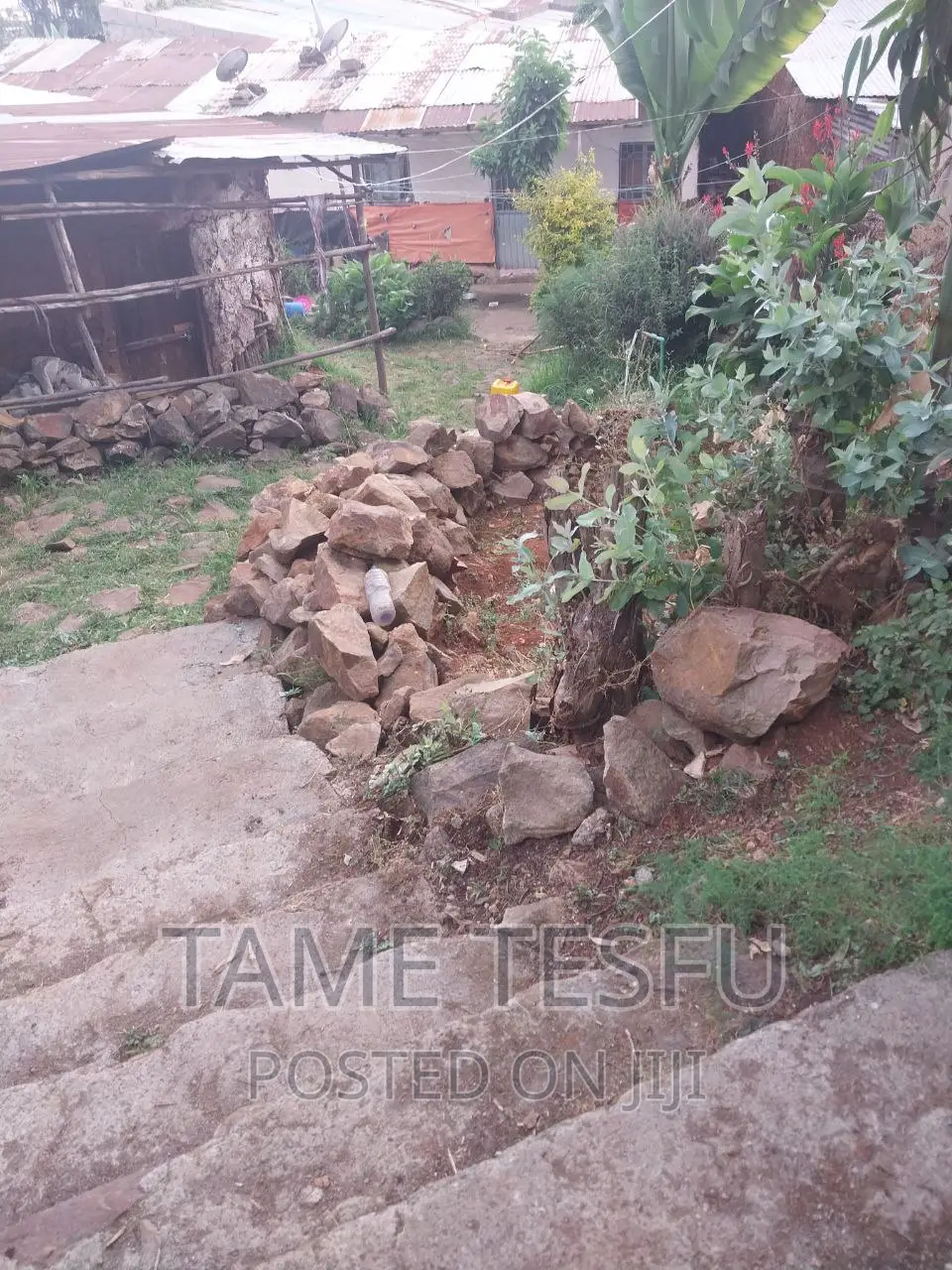 Furnished 2bdrm House in Yeka Kollejjii for sale