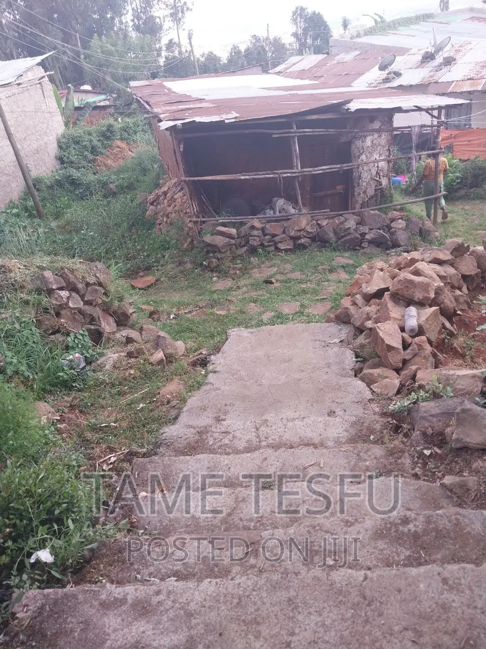 Furnished 2bdrm House in Yeka Kollejjii for sale