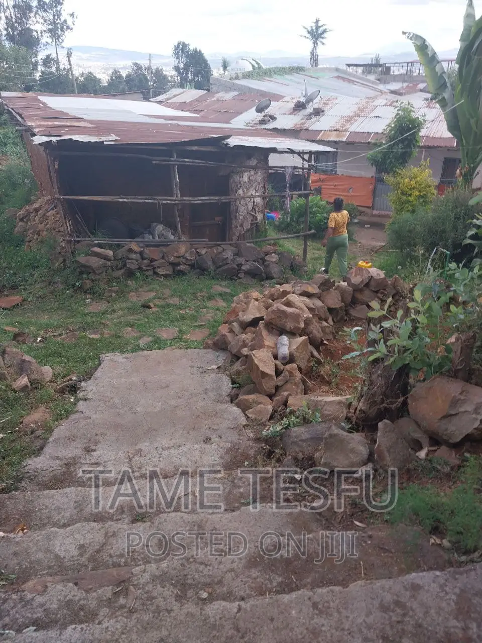 Furnished 2bdrm House in Yeka Kollejjii for sale