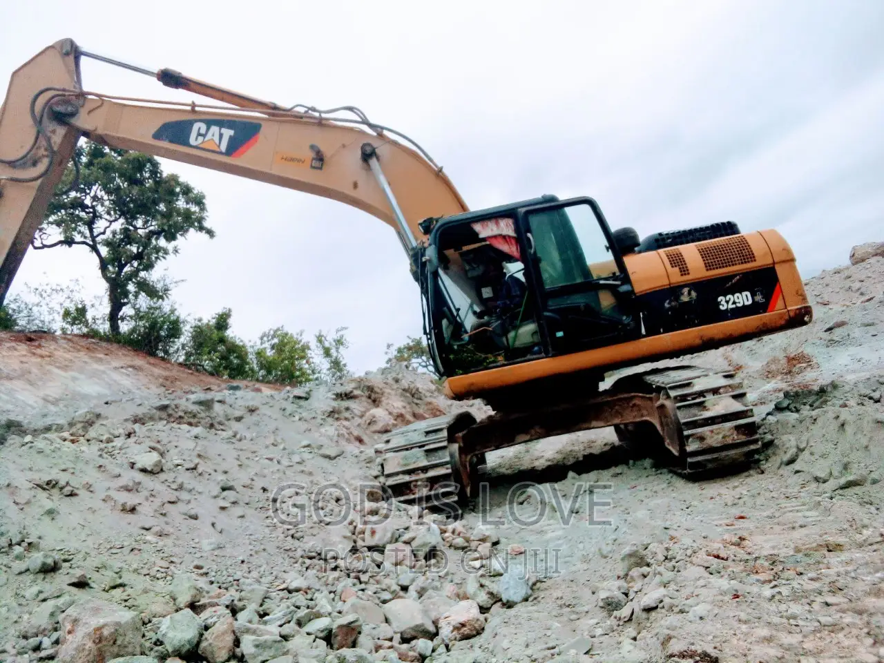 የሚሸጥ Excavator