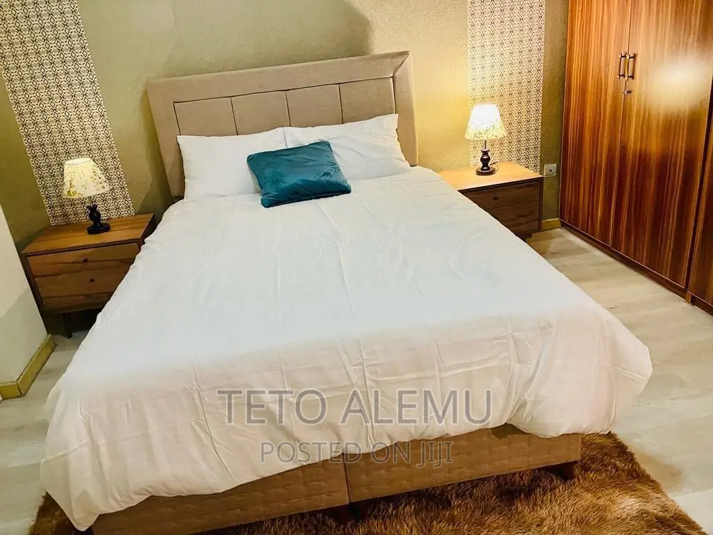 7bdrm House in For Sale House, Bole for sale