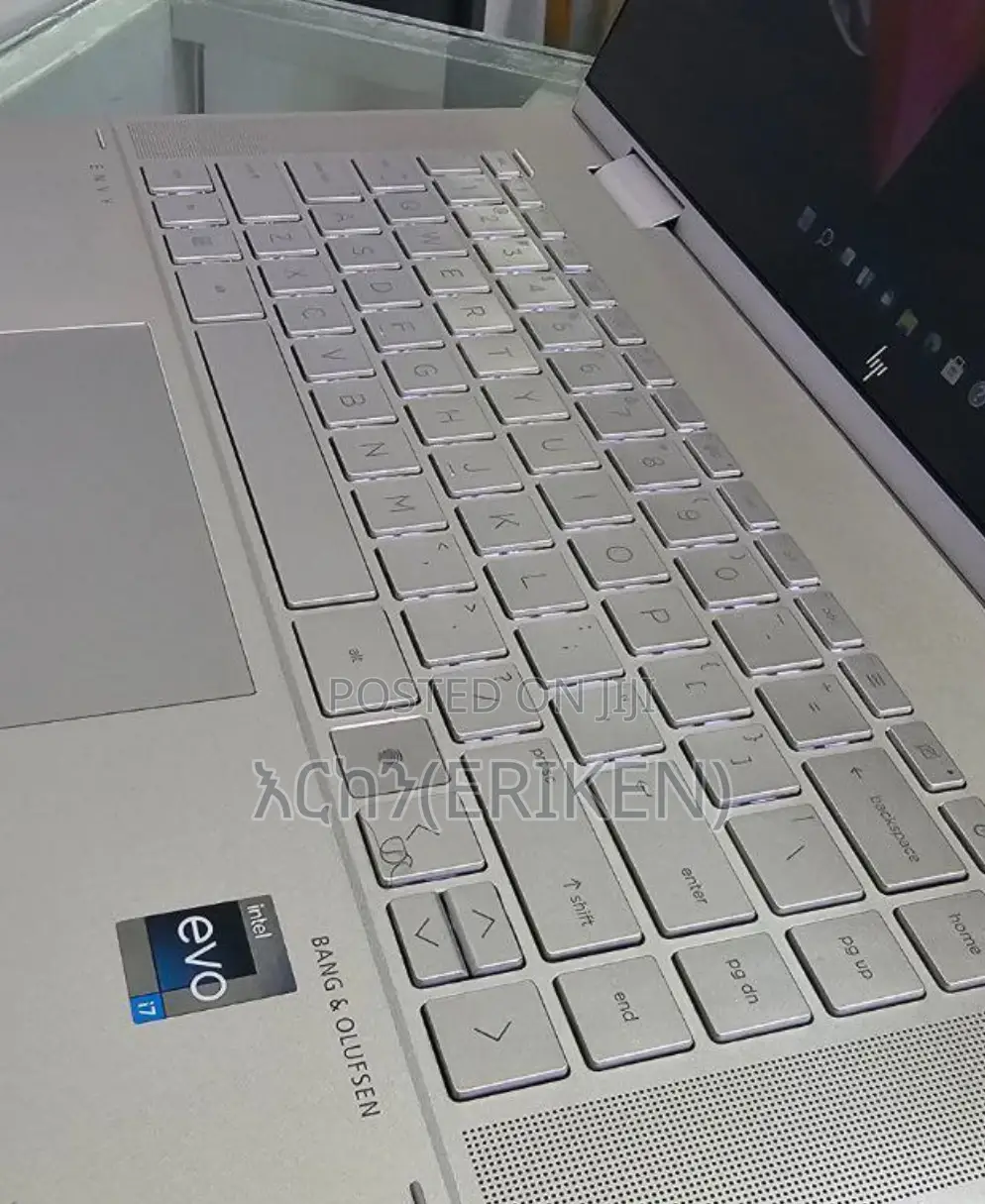 New Laptop HP Envy X360 16GB Intel Core I7 SSD 1T