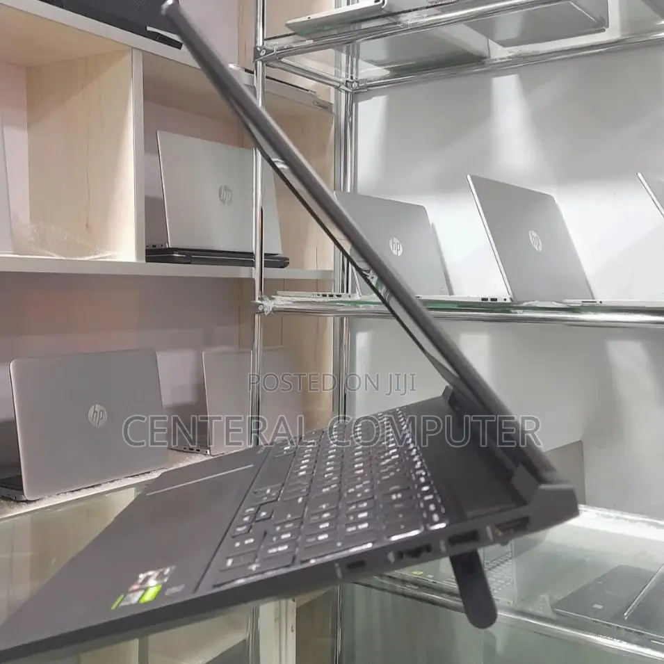 New Laptop HP Victus 16 16GB AMD Ryzen 7 SSD 512GB