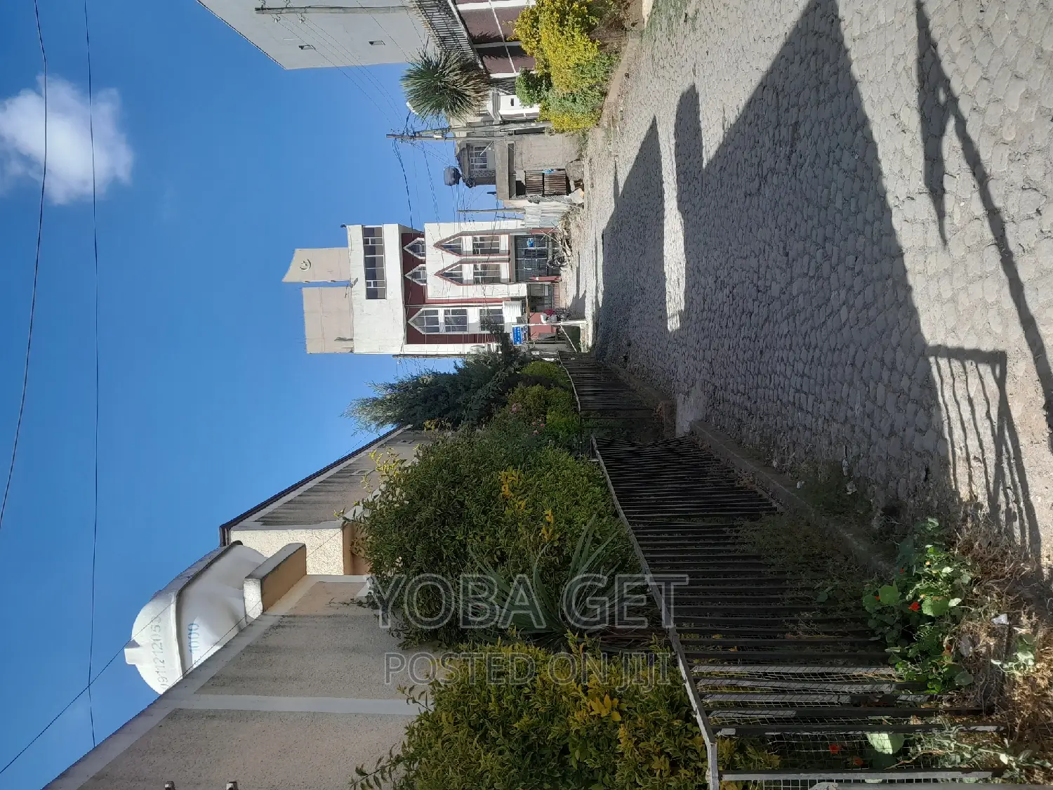 Furnished 4bdrm House in አስቸካይ የሚሸጥ ቤት ቤተል, Arada for sale