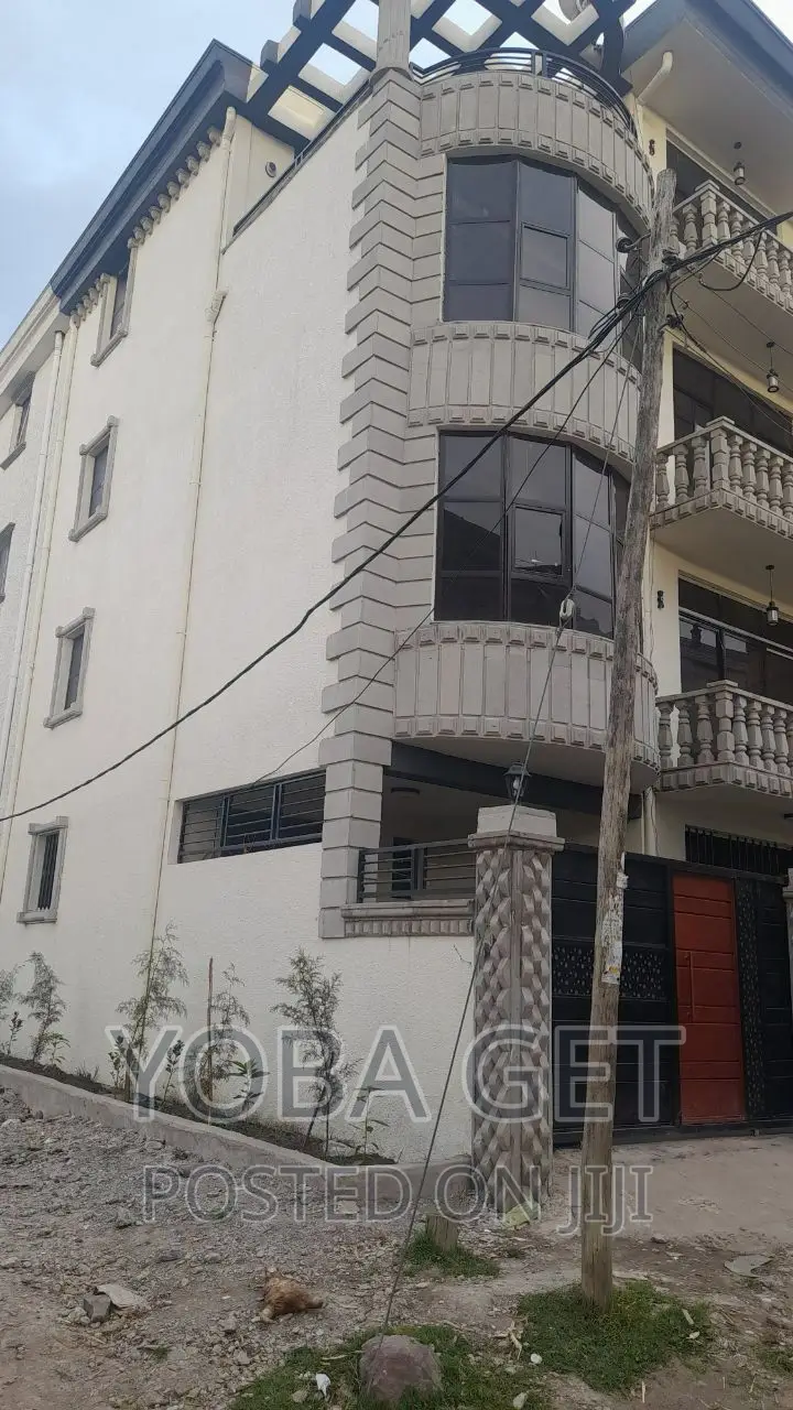 Furnished 6bdrm House in አስቸካይ የሚሸጥ G+3 ቤት, Akaky Kaliti for sale