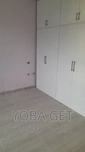 Furnished 6bdrm House in አስቸካይ የሚሸጥ G+3 ቤት, Akaky Kaliti for sale