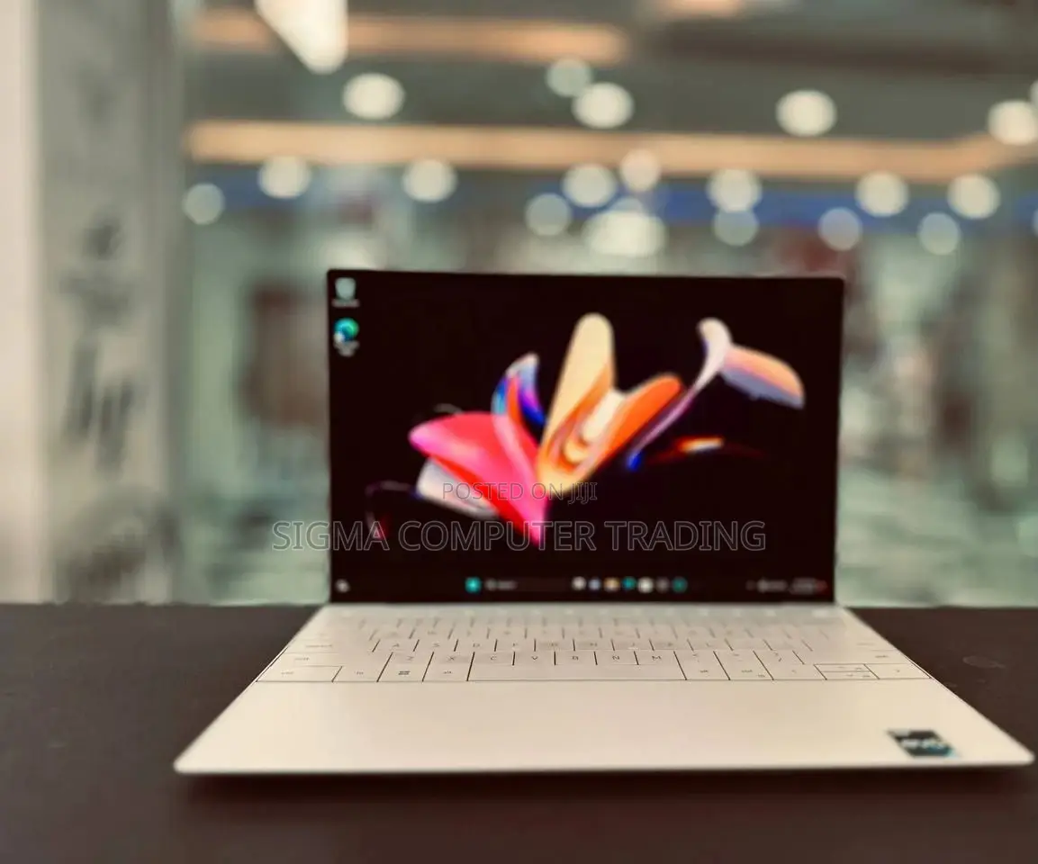 New Laptop Dell XPS 13 16GB Intel Core I7 SSD 512GB